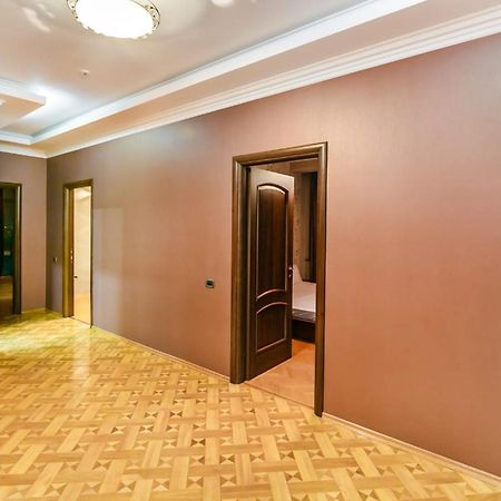 Vip Apartment Number One Baku Extérieur photo