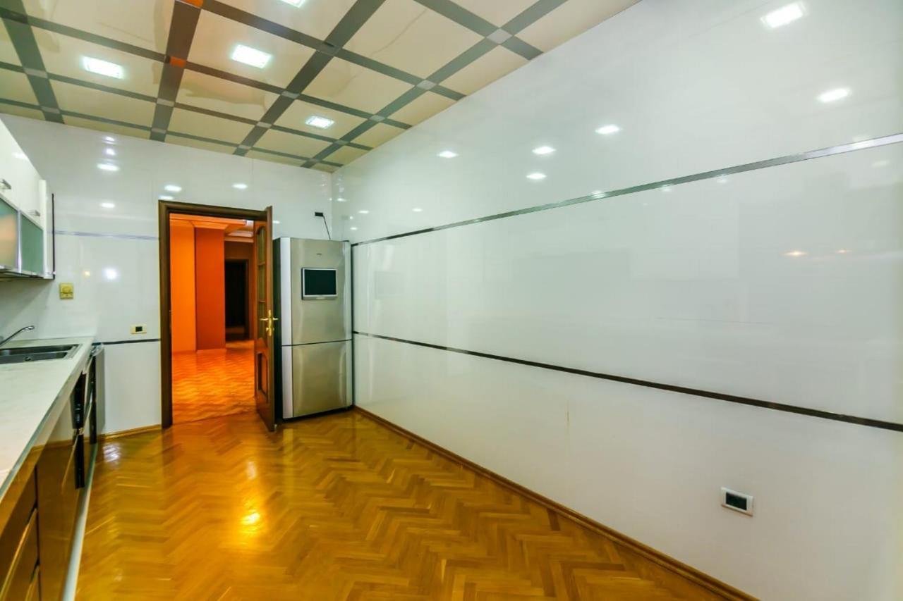 Vip Apartment Number One Baku Extérieur photo